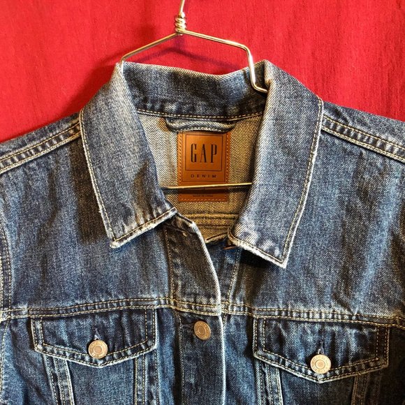 GAP WOMEN' S CLASSIC  DENIM JEAN JACKET SIZE SMALL NEW WITH TAGS - Picture 14 of 16